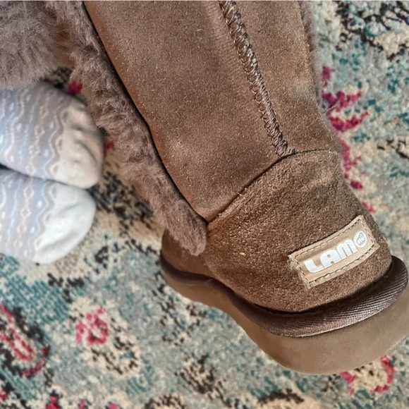 Lamps cosy indoor / outdoor slippers size J6 / used only Indoors for one winter. - Picture 3 of 5